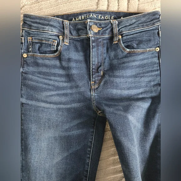 American Eagle Outfitters Women's Dark Blue Skinny Jeans Size 6 Long - Picture 3 of 3
